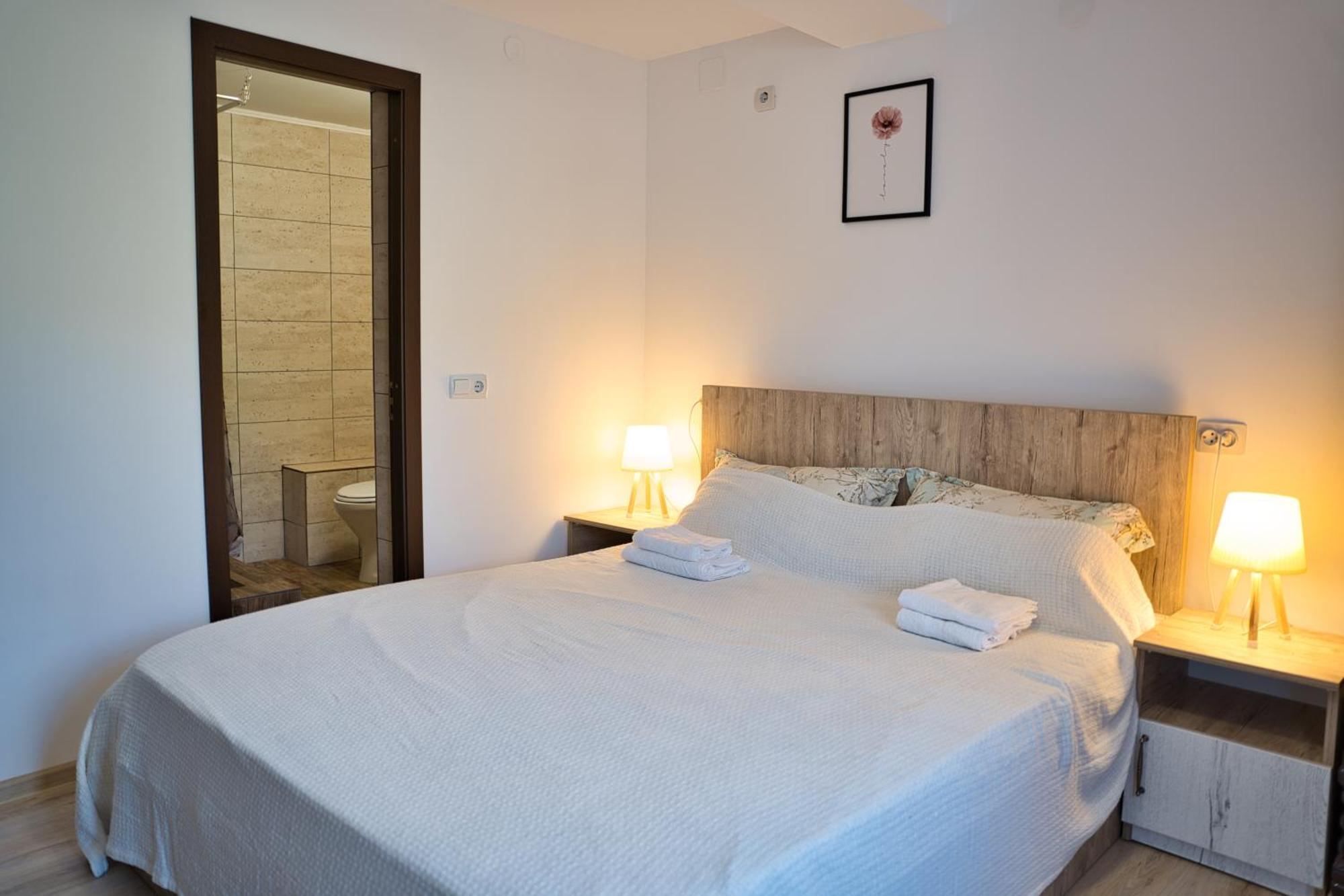 Perla Argesului, Ciubar, Piscina, Lift, Gratar, Cabana, Pensiuni, Hotel Cazare Transfagarasan Curtea De Arges Albestii de Arges Kültér fotó