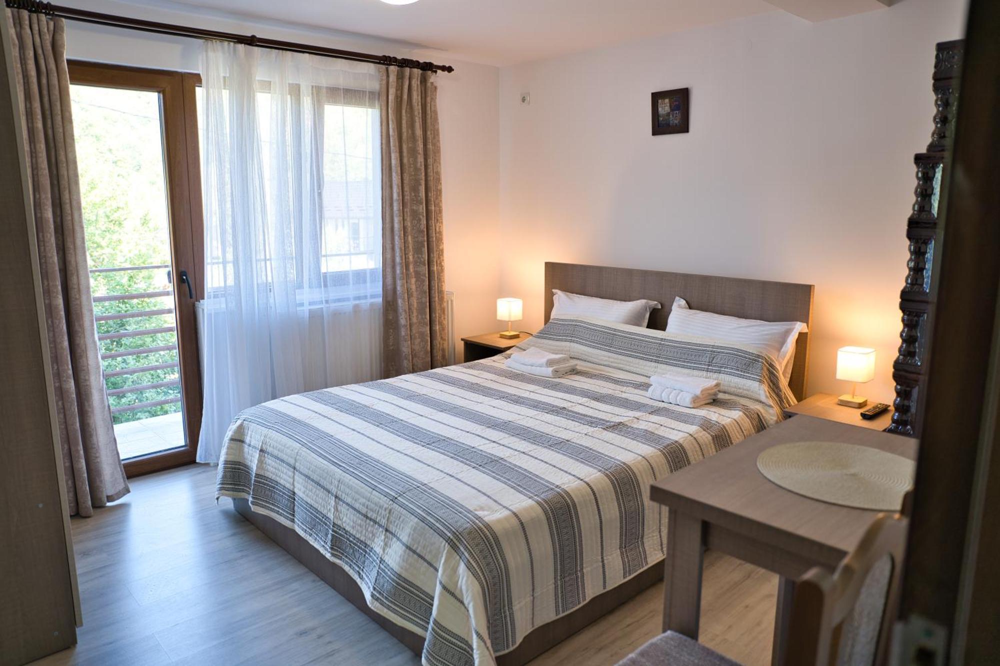 Perla Argesului, Ciubar, Piscina, Lift, Gratar, Cabana, Pensiuni, Hotel Cazare Transfagarasan Curtea De Arges Albestii de Arges Kültér fotó