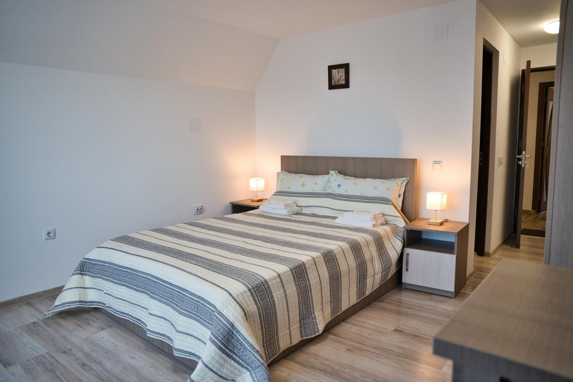 Perla Argesului, Ciubar, Piscina, Lift, Gratar, Cabana, Pensiuni, Hotel Cazare Transfagarasan Curtea De Arges Albestii de Arges Kültér fotó