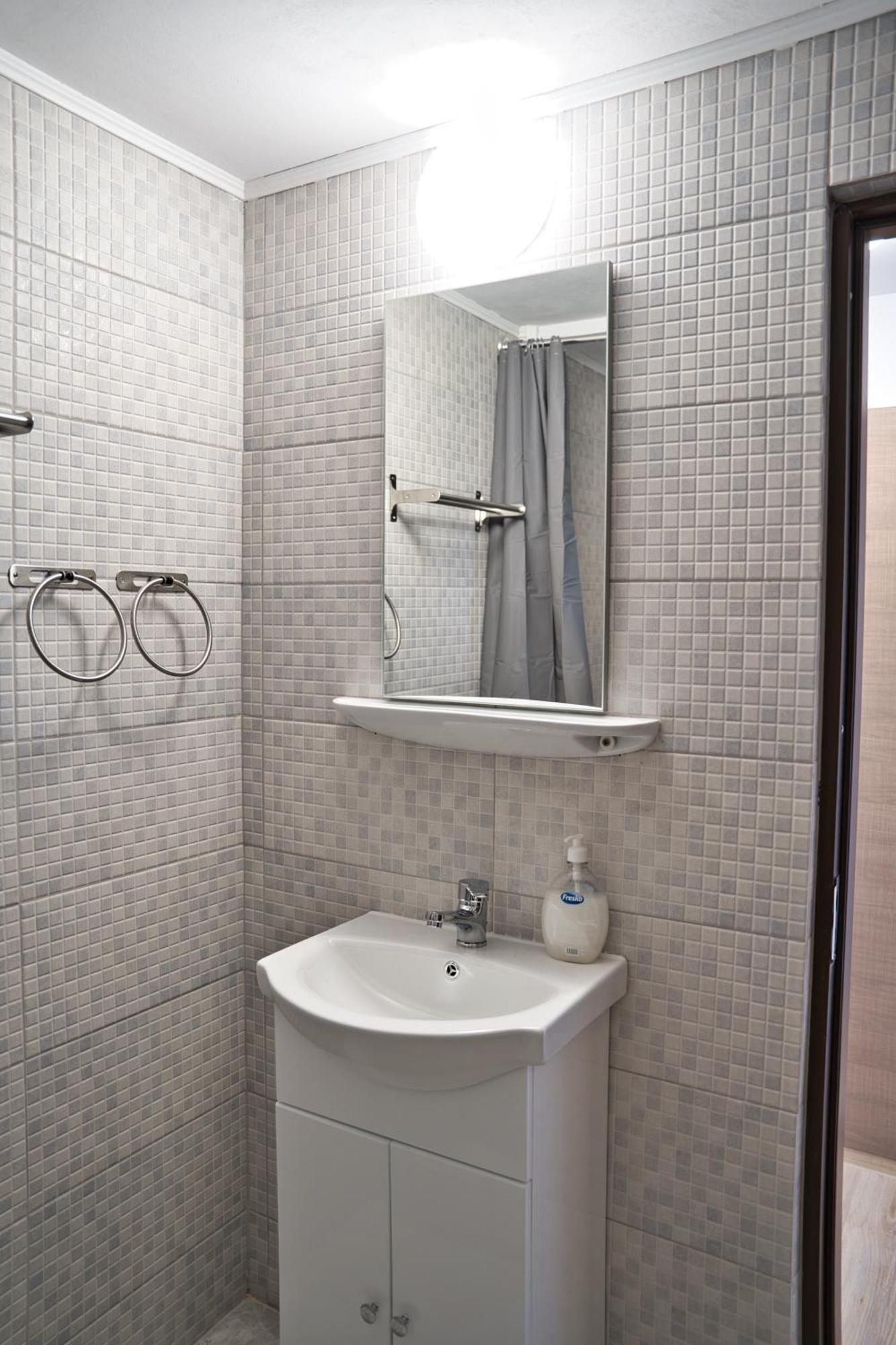 Perla Argesului, Ciubar, Piscina, Lift, Gratar, Cabana, Pensiuni, Hotel Cazare Transfagarasan Curtea De Arges Albestii de Arges Szoba fotó